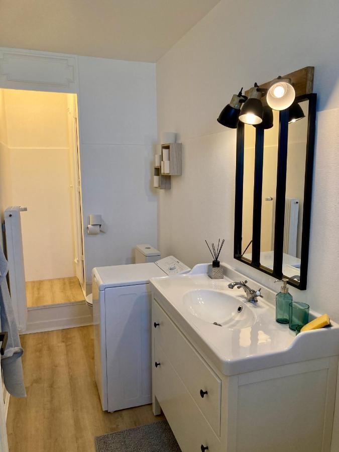 Appartement Avec Terrasse Et Parking Gratuit Accole Montbéliard Exterior foto